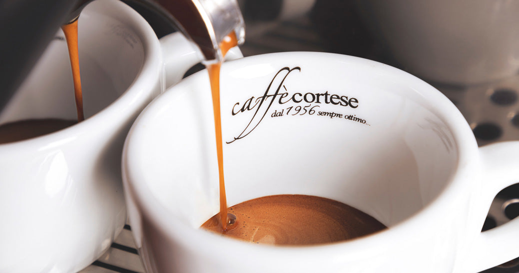 Caffè Cortese aroma napoletano dal 1956 ad oggi, l’espresso nei bar e nelle case con il caffè Nespresso